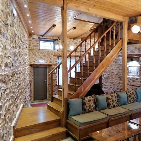 ליטוחורון Riverbed Traditional Guest House מראה חיצוני תמונה
