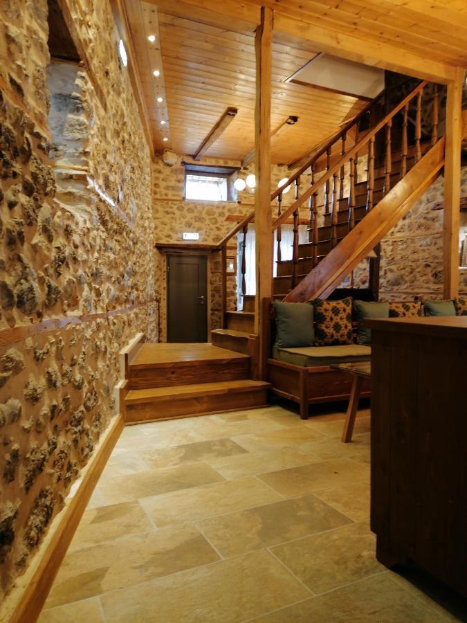 ליטוחורון Riverbed Traditional Guest House מראה חיצוני תמונה