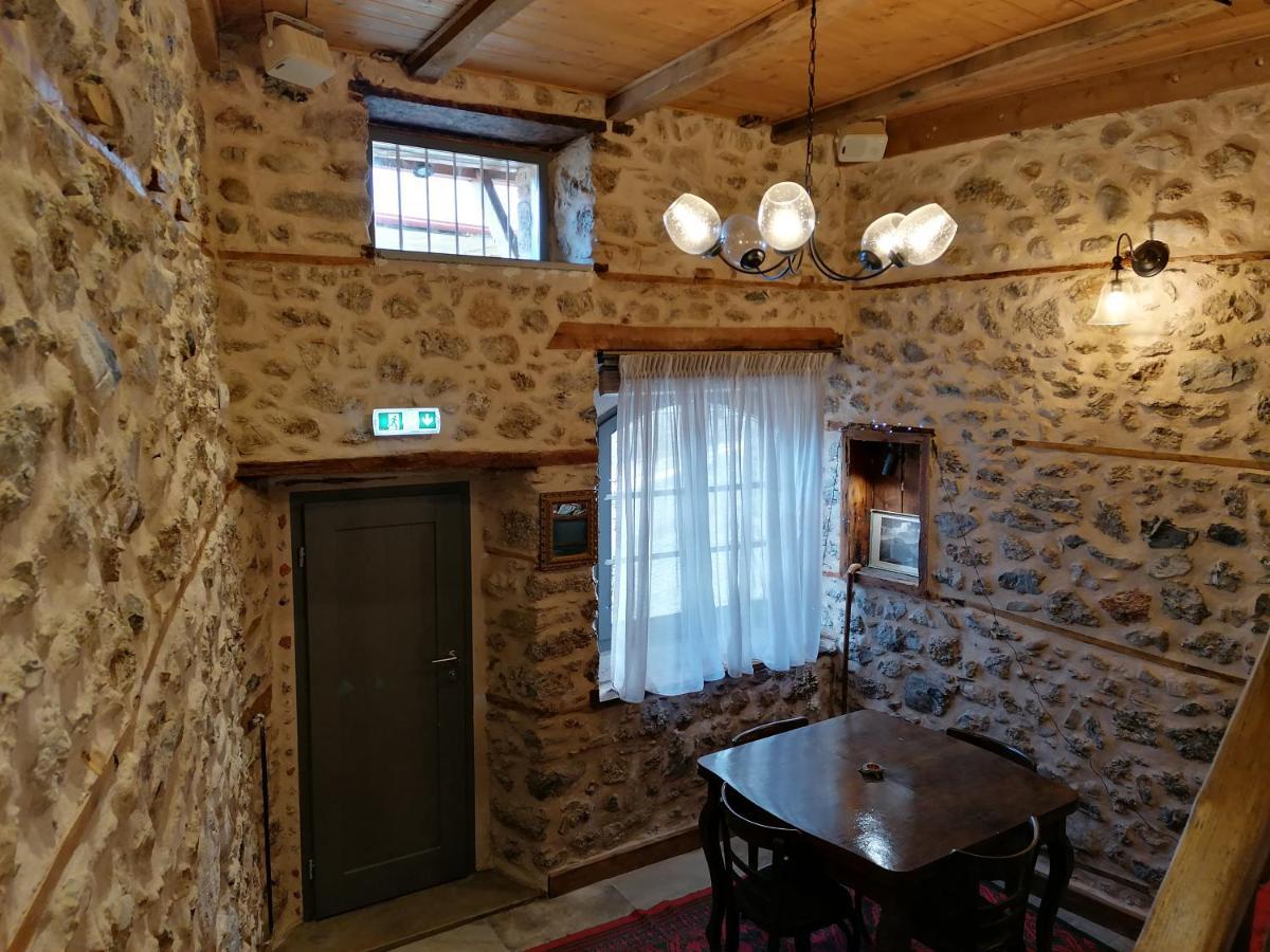 ליטוחורון Riverbed Traditional Guest House מראה חיצוני תמונה