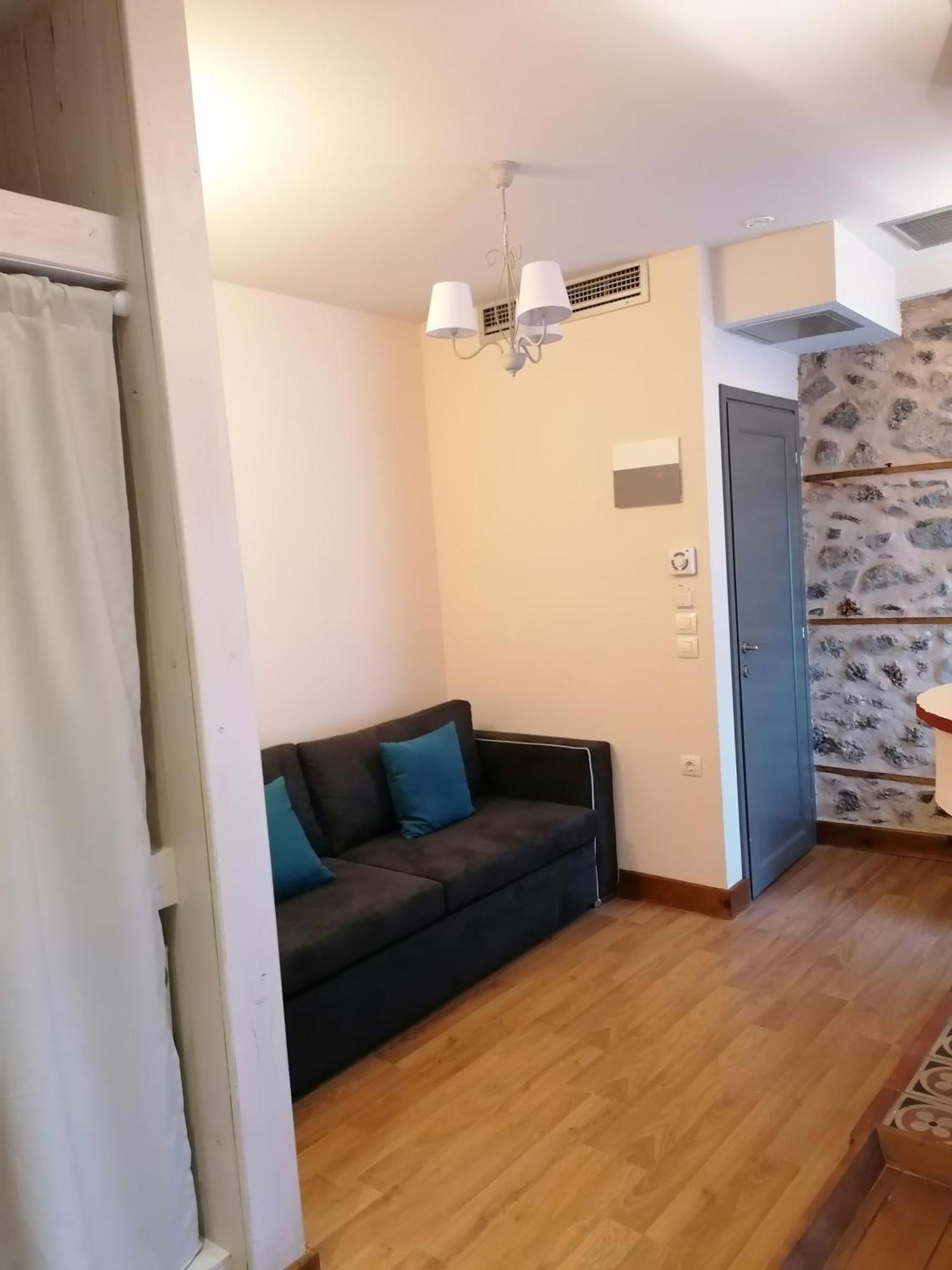 ליטוחורון Riverbed Traditional Guest House חדר תמונה