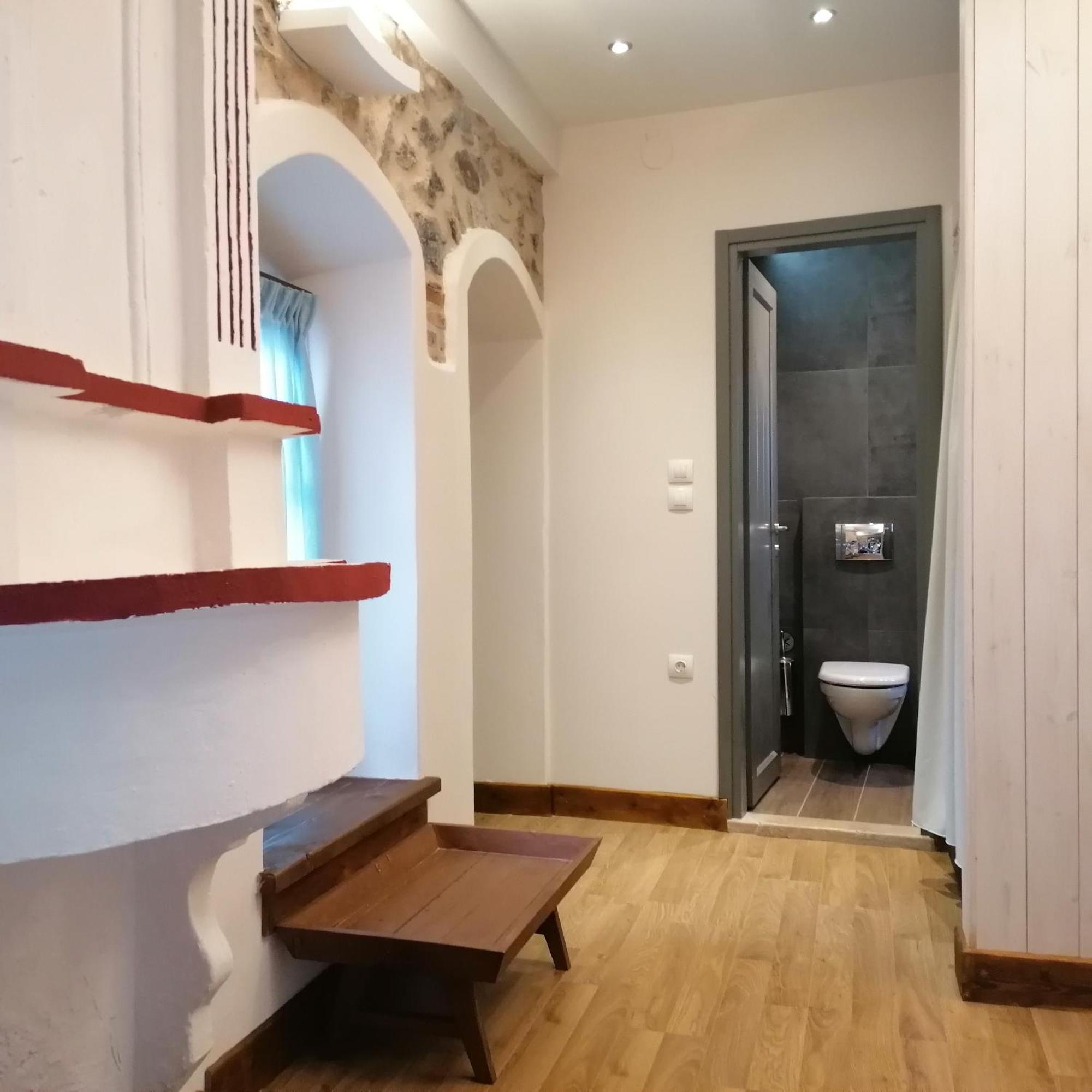ליטוחורון Riverbed Traditional Guest House חדר תמונה